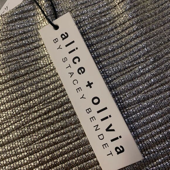 NWT Women’s Size 2💥Alice + Olivia💥Gold Luxe Metallic Finish Fitted Dress SEE - Picture 8 of 12